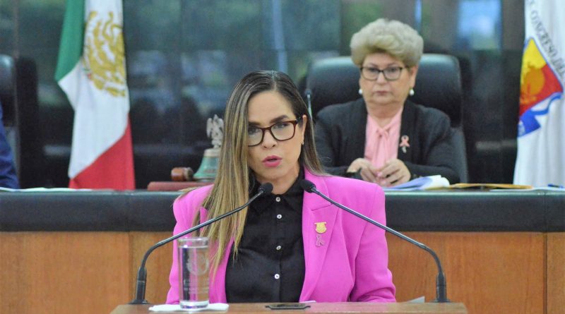 El pueblo exige se cumpla con la Ley y que los recursos públicos se usen en beneficio de éste: Gabriela Montoya