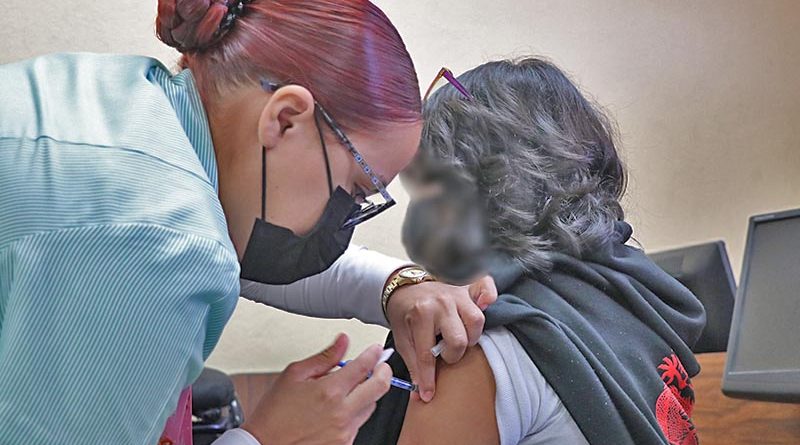 Emprende Salud Estatal jornadas de vacunación contra el virus del Papiloma Humano