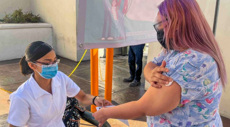 Participa IMSS Baja California Sur en campaña sectorial de vacunación contra VPH