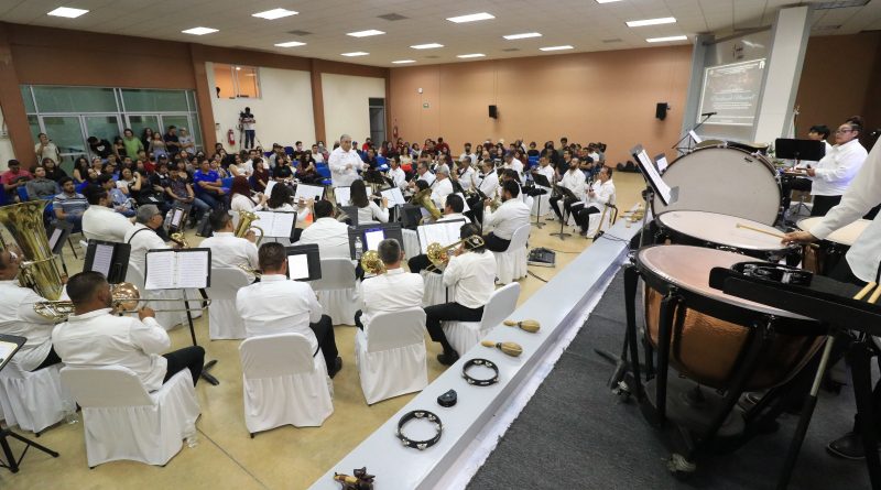 Presentan en la UABCS el concierto didáctico “Divertimento Musical”