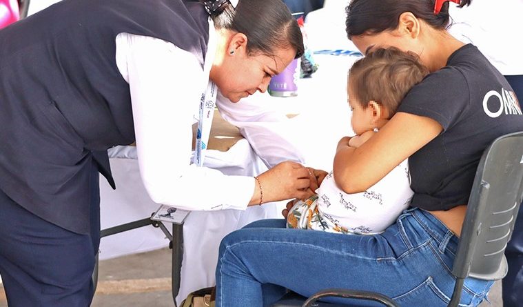 Realizan exitosa jornada de vacunación infantil en BCS