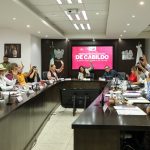 Recula Cabildo de La Paz y permiten que automovilistas puedan dar vuelta a la derecha en rojo con precaución