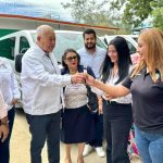 Reciben estudiantes de UABCS La Ribera transporte escolar por parte del Gobierno del Estado de BCS