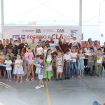 Entrega Grupo de Amigos para el Bienestar 200 paquetes de útiles escolares en La Paz